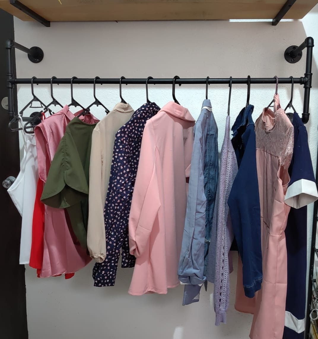 Rack Colgador de Ropa